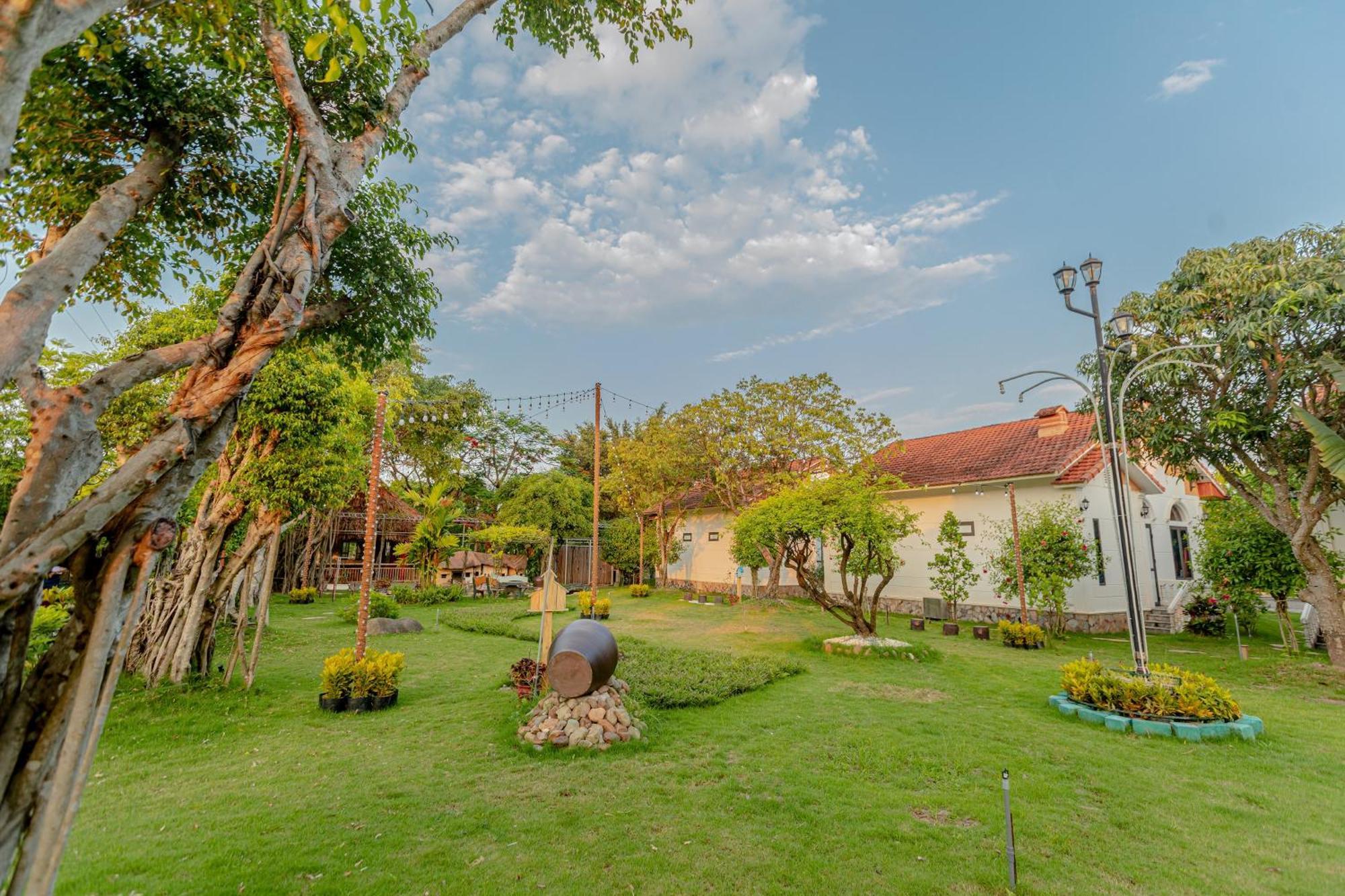 Hoa Lu Garden Resort Ninh Bình Exteriör bild